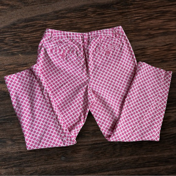 Chadwick’s of Boston Chic Pink and White Geometric Pants - Picture 2 of 6